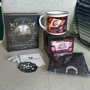 Exclusive Illumicrate Fandom BUNDLE